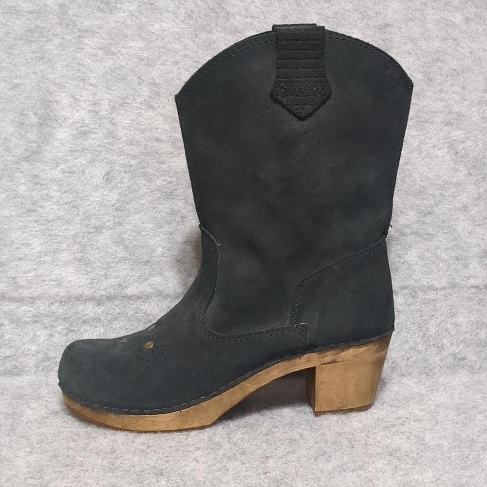 Sanita  black Suede Clog Boots Wooden sole size EU36 US6